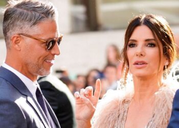 Qué es la ELA, la «cruel» enfermedad por la que murió a los 57 años el fotógrafo que fue pareja de la actriz Sandra Bullock