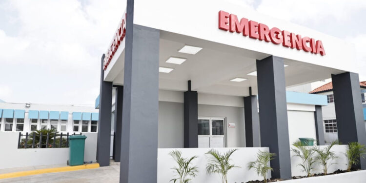 SNS informa hospitales han sido reforzados ante posible paso tormenta Franklin