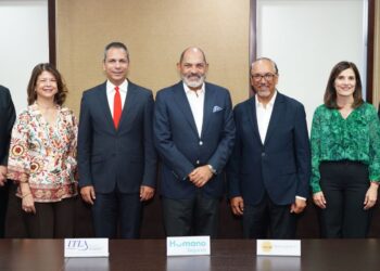 Humano Seguros firma convenio de colaboración con ITLA Y PCSD para el Programa Becas de Excelencia Humano