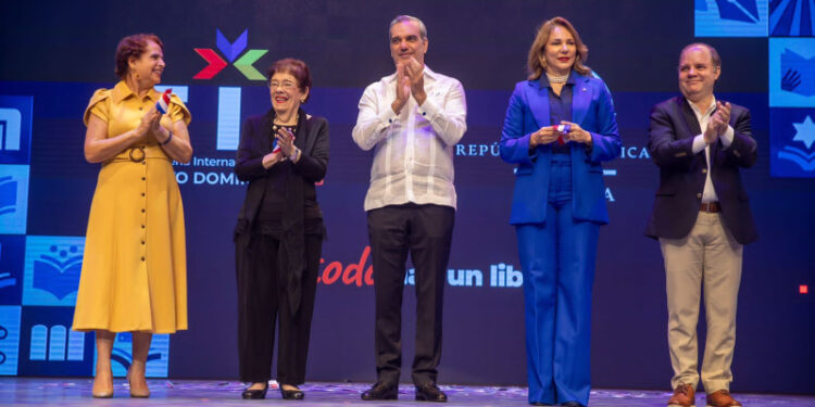 Presidente inaugura Feria Internacional del Libro 2023