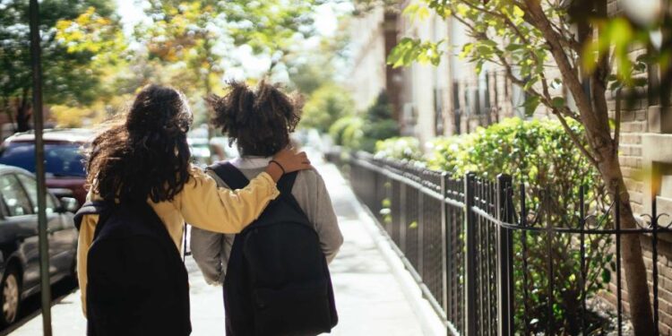 Consejos para una mochila escolar ergonómica y cómoda