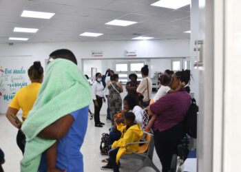 124 pacientes ingresados por sospechas de dengue en dos hospitales de Santo Domingo