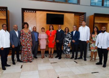 Adompretur felicita al periodista turístico en su día