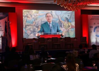 Gobernador Banco Central destaca robustez del sistema financiero en cierre del IX Congreso de Abancord