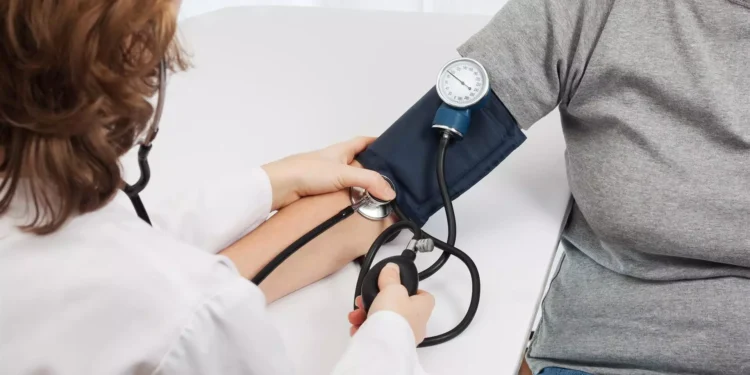 Cuatro de cada cinco personas con hipertensión no reciben el tratamiento adecuado