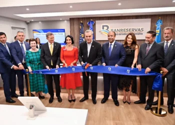 Presidente Abinader inaugura oficina de Banreservas en Nueva York