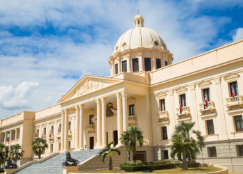 Poder Ejecutivo emite decreto que aprueba el nuevo reglamento de aplicación de la Ley de Contrataciones Públicas