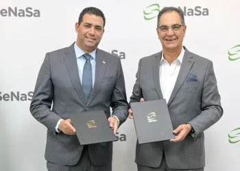 VIVA y SeNaSa firman acuerdo para beneficiar a sus afiliados