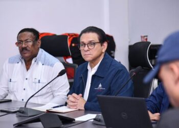 Ministerio de Salud en sesión permanente por disturbio atmosférico en el país 