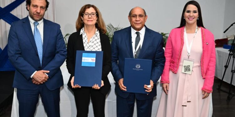 INFOTEP firma convenios con instituciones vinculadas al mundo del trabajo, en Cumbre Subregional 2023 de Hearth Nsta Trust