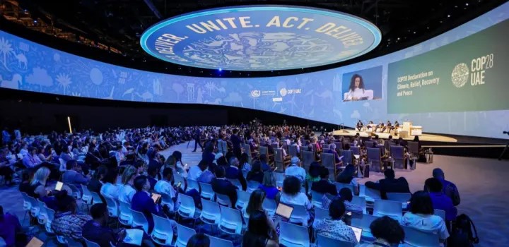 COP28 llega a su «momento de crisis» tras un borrador de acuerdo «totalmente inaceptable»