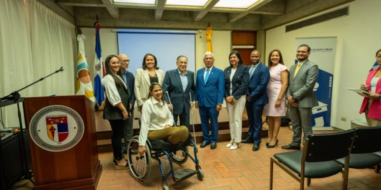 Rehabilitación y Asociación Cibao cierran proyecto de inclusión laboral en Santiago