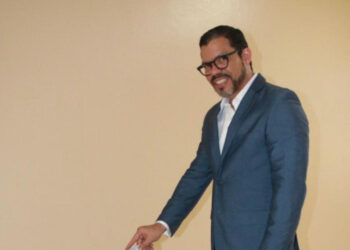 Yohan López es elegido como nuevo presidente del Colegio de Abogados