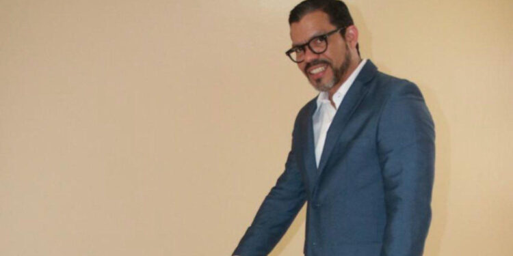 Yohan López es elegido como nuevo presidente del Colegio de Abogados