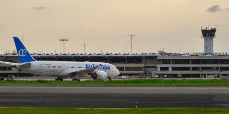 Cámara de Diputados aprueba contrato con Aerodom