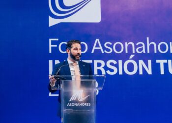 Destacan vinculación de fondos de pensiones con inversión turística de RD