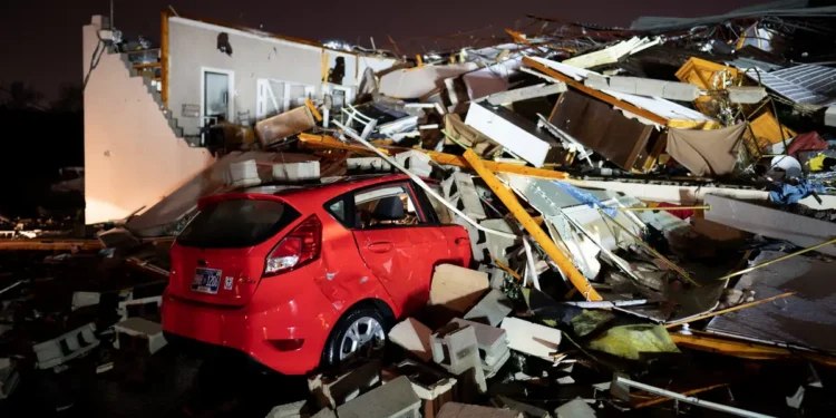 Varios tornados causan al menos seis muertos y apagones en Tennessee