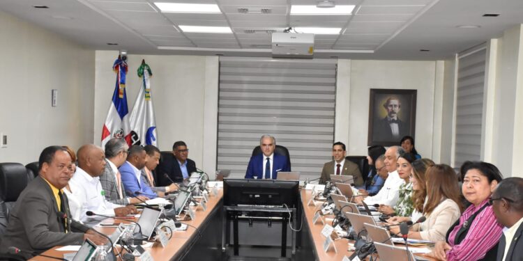 CNSS aumenta 50% cobertura de medicamentos ambulatorios del SFS