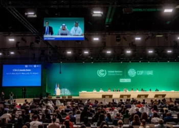 La COP28 abre la puerta al fin de la era de los combustibles fósiles