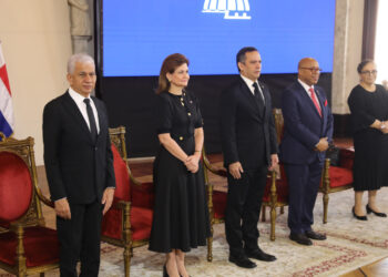 Vicepresidenta Raquel Peña juramenta los nuevos jueces del Tribunal Constitucional