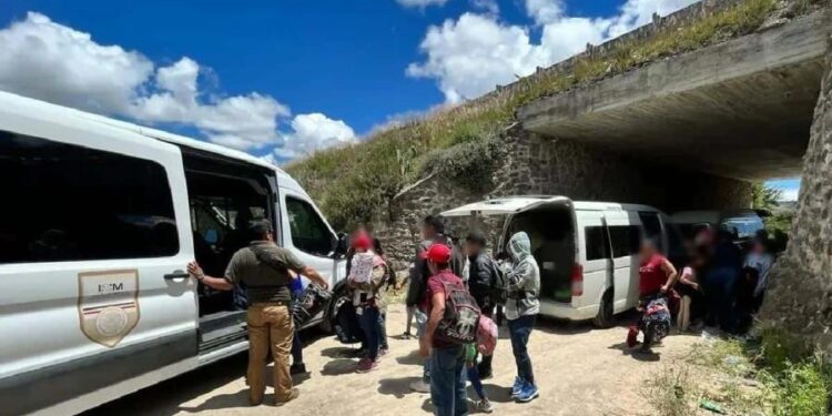 Encuentran 155 migrantes en una vivienda en el sur de México, entre ellos hay 28 dominicanos