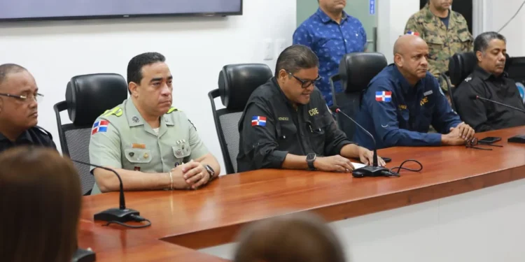 COE registra 38 intoxicaciones, 35 accidentes de tránsito y 2,168 asistencias viales