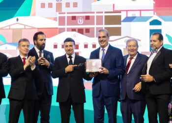 Asociación de Productores de Cigarros de RD valora apoyo incansable del presidente Abinader al sector tabaquero