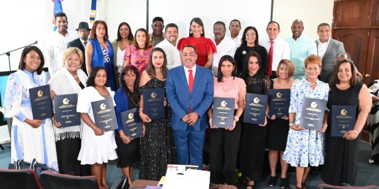 SNTP rinde homenaje a 10 trabajadoras de la prensa en conmemoración Día Internacional de la Mujer