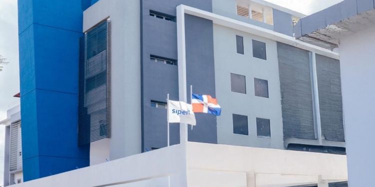 SIPEN afirma que los trabajadores lideran la inversión institucional en el sector turismo