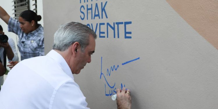 República Dominicana destaca en América Latina por avances institucionales y bajos niveles de riesgo político