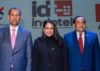 INDOTEL e INDEX continúan en Orlando campaña de alfabetización digital y educación financiera para envío seguro de remesas