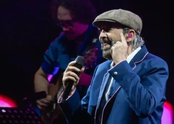 Juan Luis Guerra se adueña de Santiago durante dos noches memorables