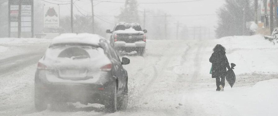 Tormenta invernal en el noreste de EE. UU. obliga a declarar emergencias y prohibir viajes